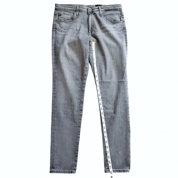 AG Grey Legging Ankle Skinny Jeans! Retail $199. - Picture 2 of 6